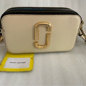 Marc Jacobs White and Gold Crossbody Bag